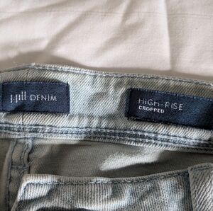 Cropped Ankle Jeans in Light Wash